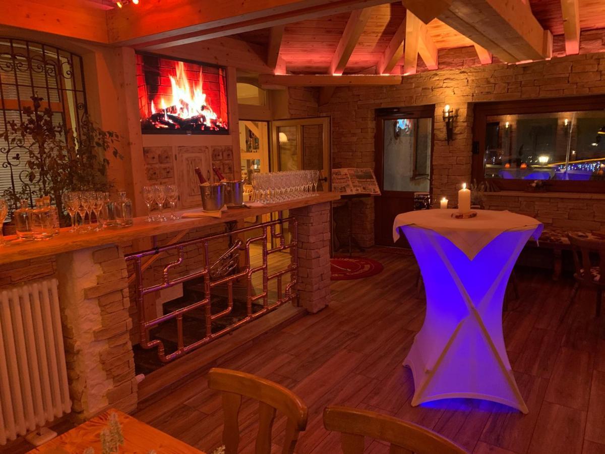 Hotel Alpenhof Markneukirchen Εξωτερικό φωτογραφία