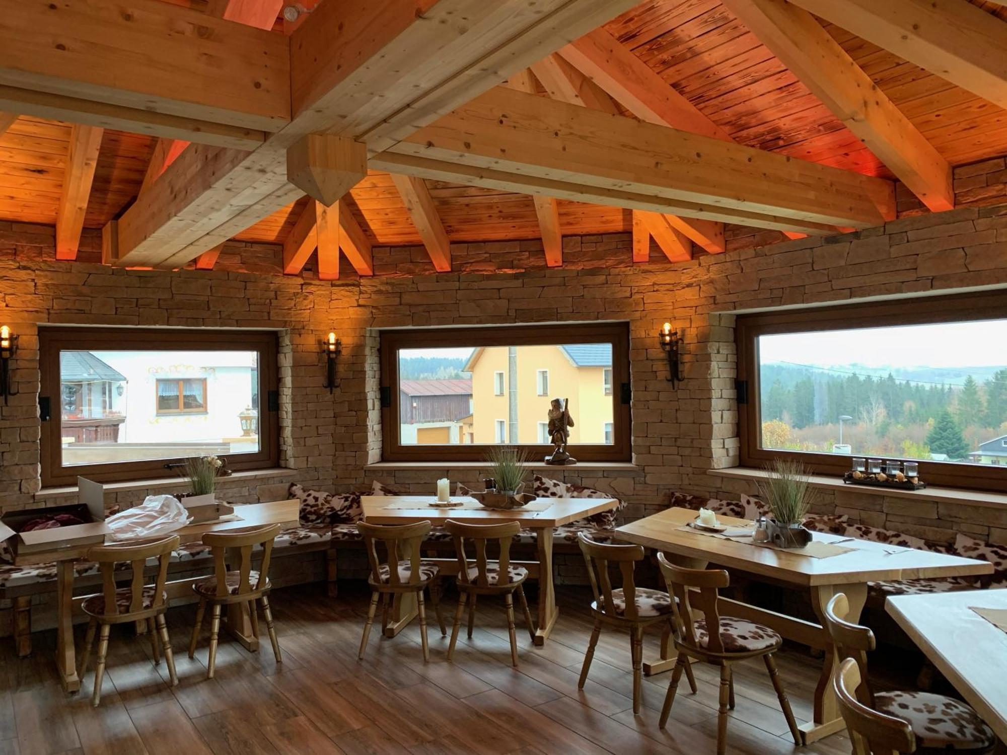Hotel Alpenhof Markneukirchen Εξωτερικό φωτογραφία