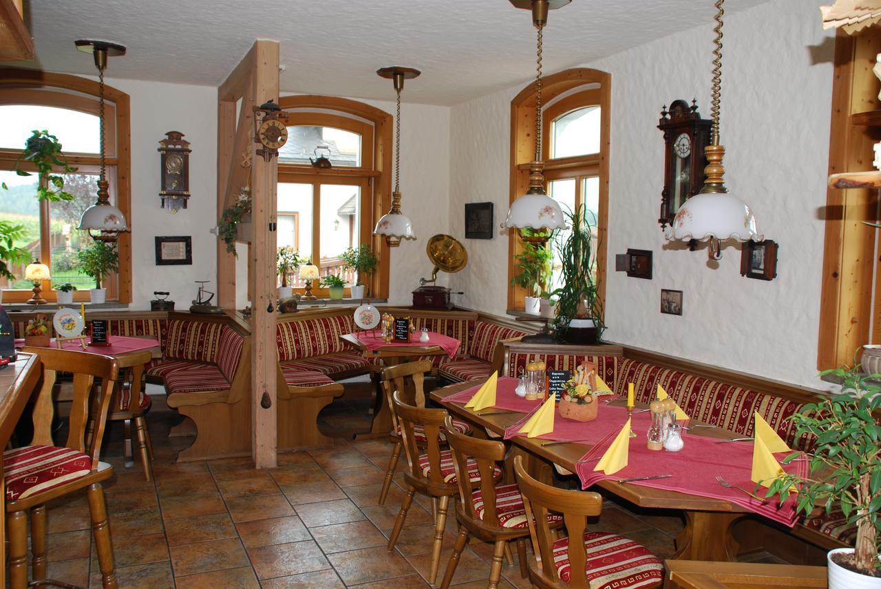 Hotel Alpenhof Markneukirchen Εξωτερικό φωτογραφία