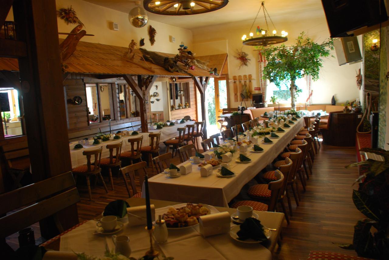Hotel Alpenhof Markneukirchen Εξωτερικό φωτογραφία