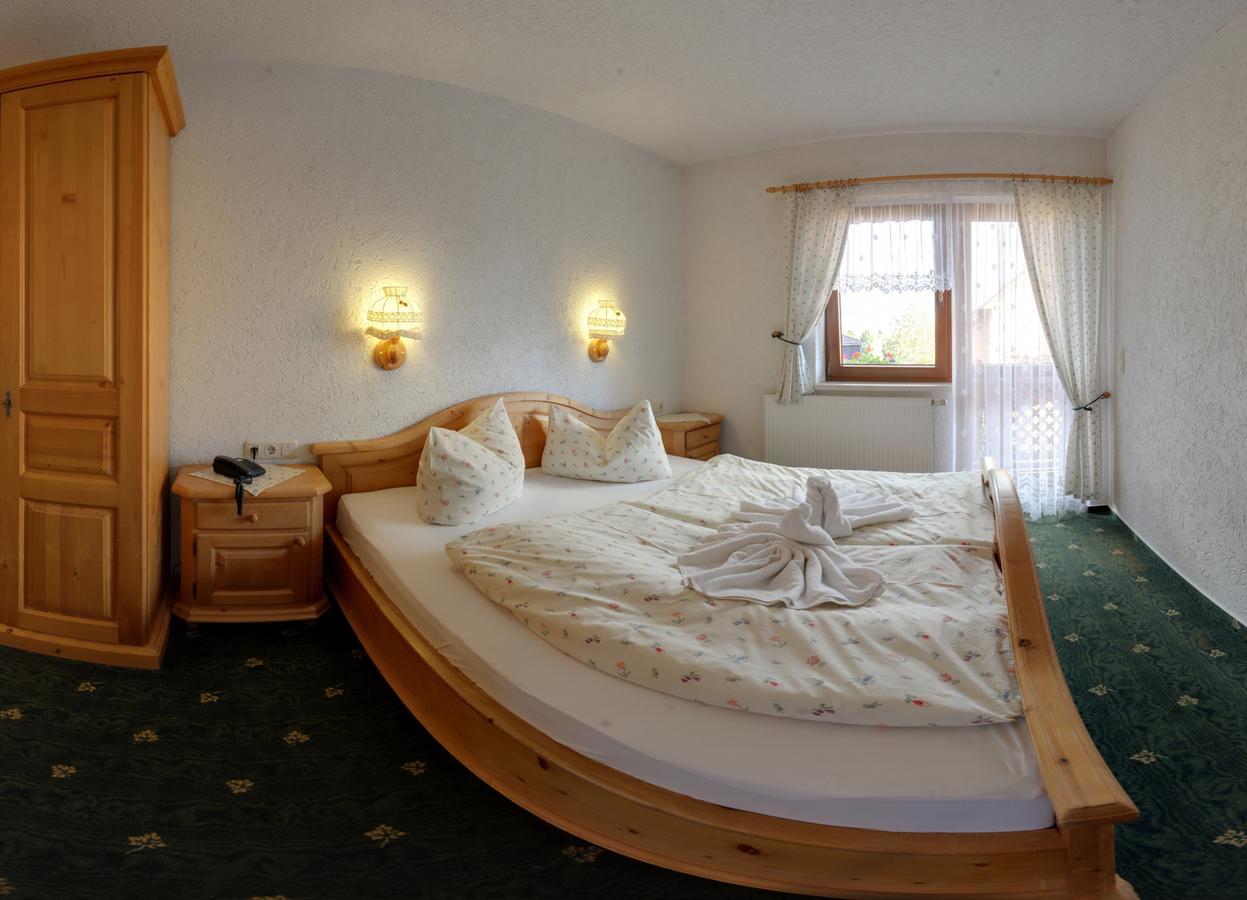 Hotel Alpenhof Markneukirchen Εξωτερικό φωτογραφία